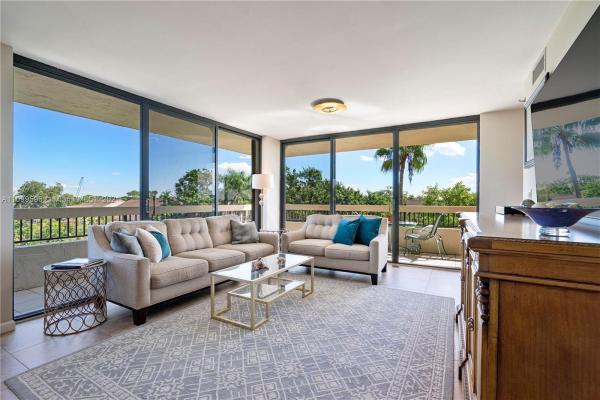 La Residence, 23200 Camino Del Mar #501, Boca Raton, Florida 33433, image 2