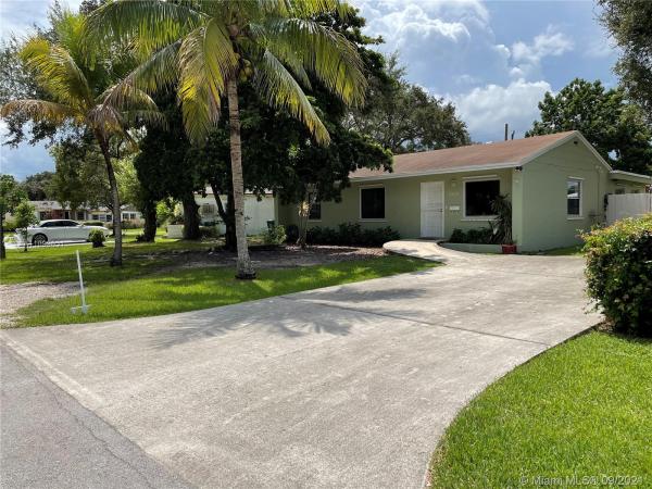 Cocoplum Terrace, 6520 SW 64th Ave, South Miami, Florida 33143, image 2