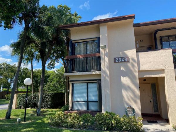 Meadowridge, 2323 SW 15th St #41, Deerfield Beach, Florida 33442, image 2