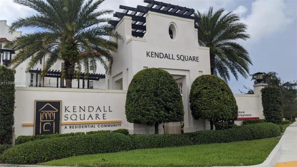 Kendall Commons Residential, 17013 SW 94th Ter #17013, The Hammocks, Florida 33196, image 2