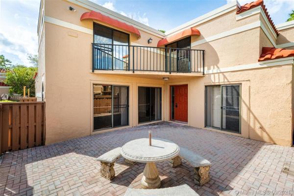Banyan Lake, 8260 Severn Dr #C, Boca Raton, Florida 33433, image 2