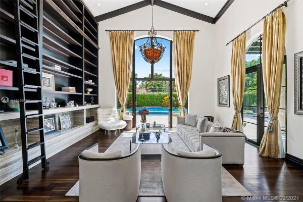 Mark Estates, 6710 SW 120th St, Pinecrest, Florida 33156, image 2