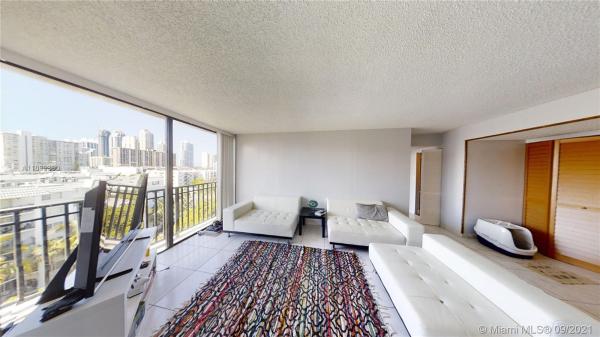 Plaza Of The Americas, 17021 N Bay Rd #802, Sunny Isles Beach, Florida 33160, image 2