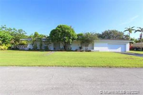 Continental Homes, 8265 SW 105th St, Kendall, Florida 33156, image 2