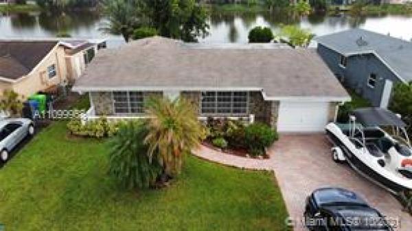 Twin Lakes, 11760 NW 32nd Mnr, Sunrise, Florida 33323, image 2