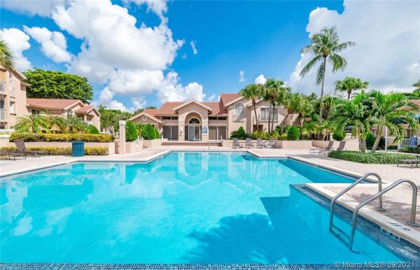 Royal Palm Place At The Hammocks, 10421 SW 157th Pl #108, The Hammocks, Florida 33196, image 2