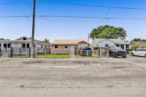 East Haven, 2708 NW 22nd Ct, Miami, Florida 33142, image 2