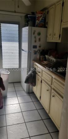 Town & Country, 1431 S 14th Ave #208, Hollywood, Florida 33020, image 1