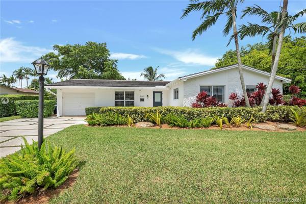 Kendale South, 10301 SW 102nd St, Kendall, Florida 33176, image 1