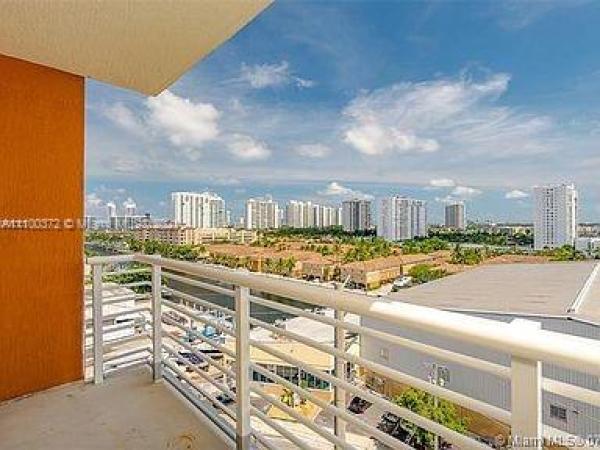 Venture At Aventura East, 18800 NE 29th Ave #916, Aventura, Florida 33180, image 2