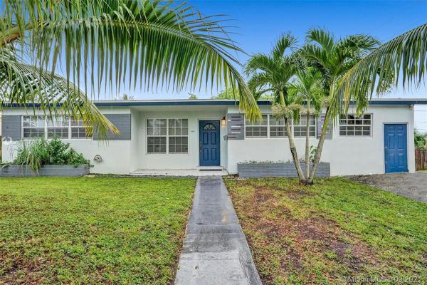 Ives Estates Residential, 1140 NE 196th Ter, Ives Estates, Florida 33179, image 2