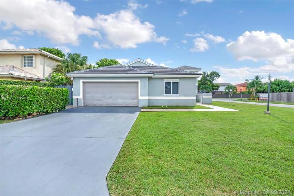 7283 SW 159th Ave, Unincorporated Dade County, Florida 33193, image 2