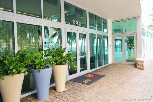 One Miami East, 335 S Biscayne Blvd #804, Miami, Florida 33131, image 2