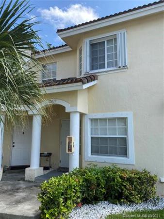 Bonita Villas, 12037 SW 140th Ter #10-20, Three Lakes, Florida 33186, image 2