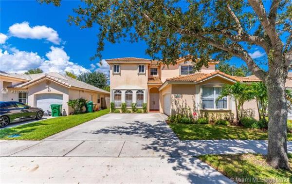 Poinciana Parc, 13771 N Garden Cove Cir, Davie, Florida 33325, image 1