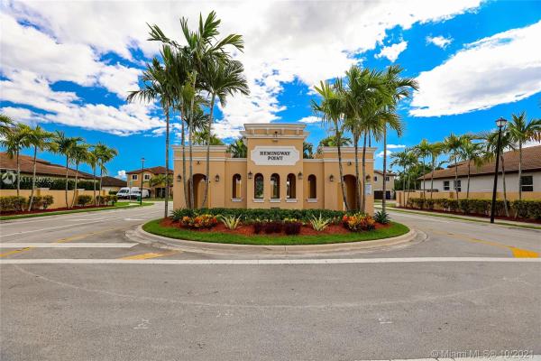 Hemingway Point, 11884 SW 253rd Ter, Princeton, Florida 33032, image 2