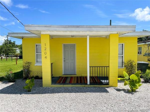 Highland Park, 1204 N 17th ST, Fort Pierce, Florida 34950, image 2