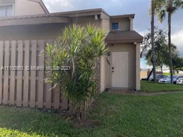 The Escape At Arrowhead, 1901 SW 81st Ave, Davie, Florida 33324, image 2