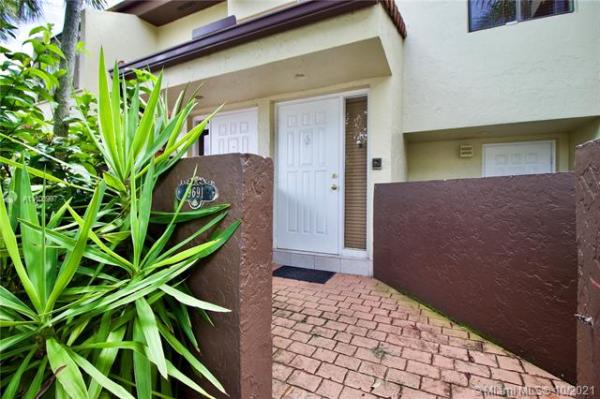 Esprit, 9691 SW 138th Ave #QC2L, The Hammocks, Florida 33186, image 2