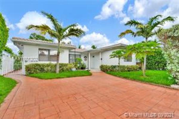 Oceanside Isle Of Normandy, 1339 71st St, Miami Beach, Florida 33141, image 2