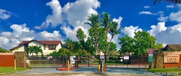Fontainebleau Park West Villas, 932 NW 106th Avenue Cir, Fountainebleau, Florida 33172, image 2