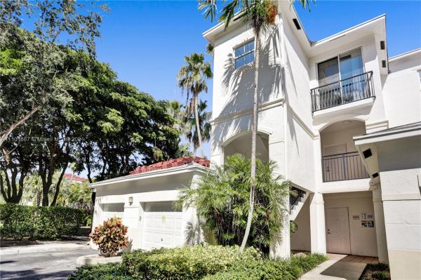 Village By The Bay, 3105 NE 184th St #7302, Aventura, Florida 33160, image 2