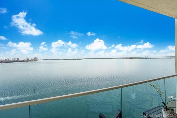 St Louis, 800 Claughton Island Dr #1602, Miami, Florida 33131, image 2