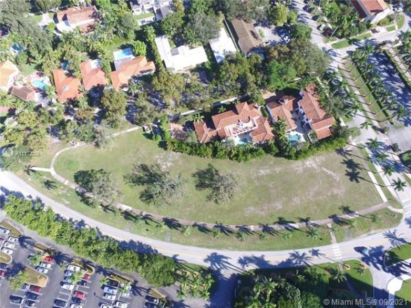 Coral Gables Country Club, Coral Gables, Florida 33134, image 2