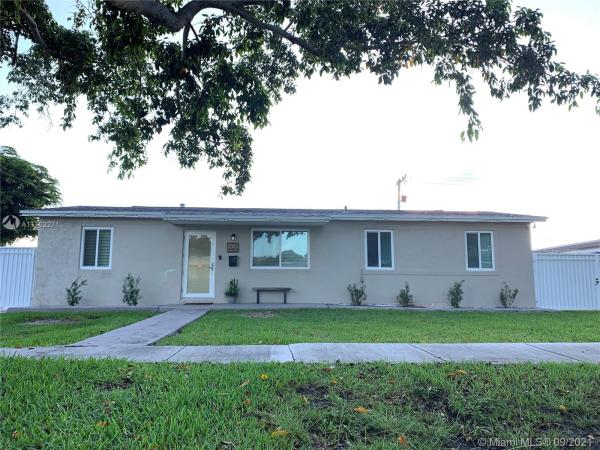 Cutler Ridge, 20101 Coral Sea Rd, Cutler Bay, Florida 33189, image 2