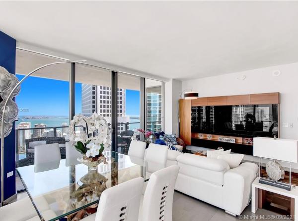 Reach Brickell City Centre, 68 SE 6th St #3111, Miami, Florida 33131, image 2