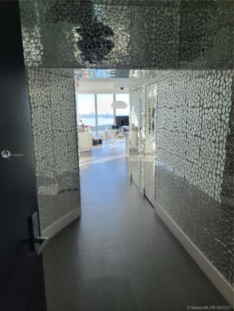 MarinaBlue, 888 Biscayne Blvd #3808, Miami, Florida 33132, image 2