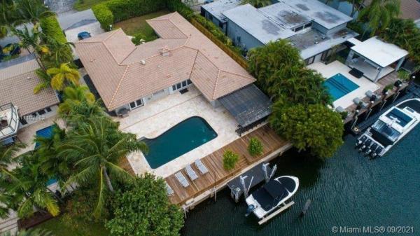 Sans Souci Estates, 1912 NE 119th Rd, North Miami, Florida 33181, image 2