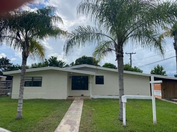 South Miami Heights Manor, 11850 SW 175th Ter, South Miami Heights, Florida 33177, image 2