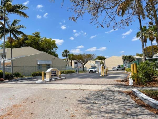 Black Creek Villas, 22101 SW 103rd Ave, Cutler Bay, Florida 33190, image 2