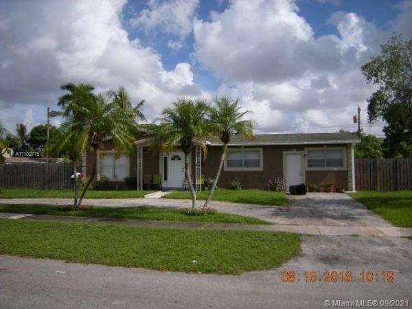 Sunrise Golf Village, 6261 NW 18th St, Sunrise, Florida 33313, image 1