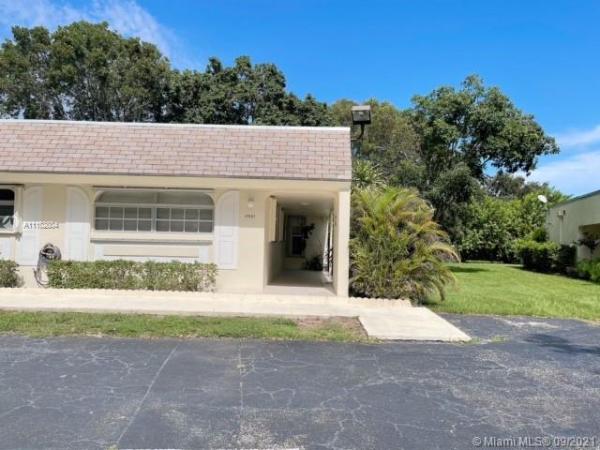 Green Hills Park West, 17137 SW 112th Ct #II2344, West Perrine, Florida 33157, image 2