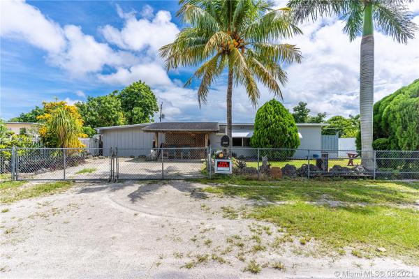 Leisure City Residential, 29341 Idaho Rd, Leisure City, Florida 33033, image 2