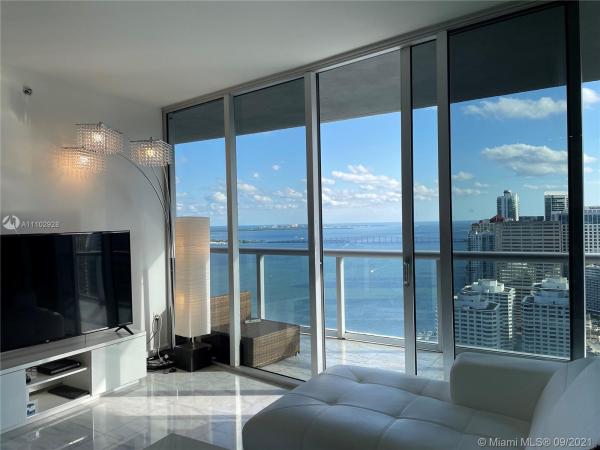Icon Brickell Tower 2, 495 Brickell Ave #3703, Miami, Florida 33131, image 2