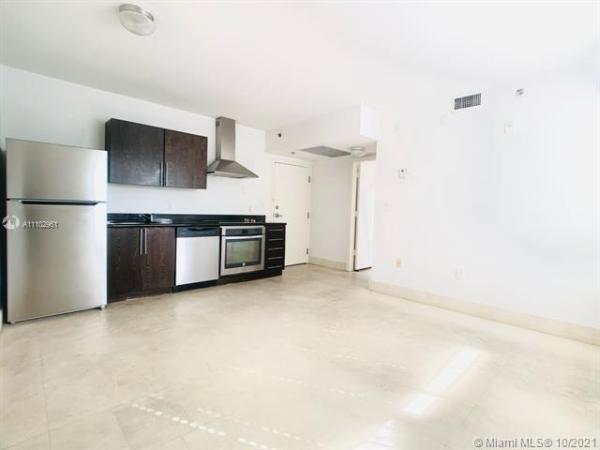 1300 Social Club, 1300 Pennsylvania Ave #307, Miami Beach, Florida 33139, image 2