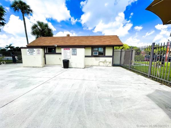 Mcarthur Park Misty Lake, 465 NW 210th St #205, Miami Gardens, Florida 33169, image 1