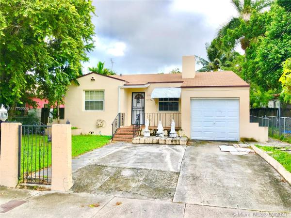 Glenroyal, 2376 NW 2nd St, Miami, Florida 33125, image 2