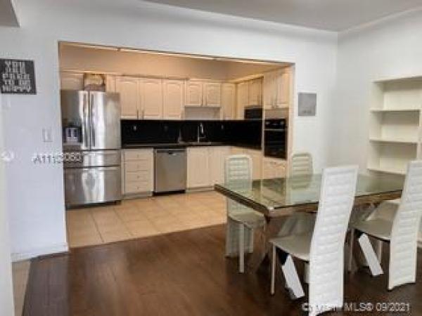 Oceanview B, 19380 Collins Ave #727, Sunny Isles Beach, Florida 33160, image 2