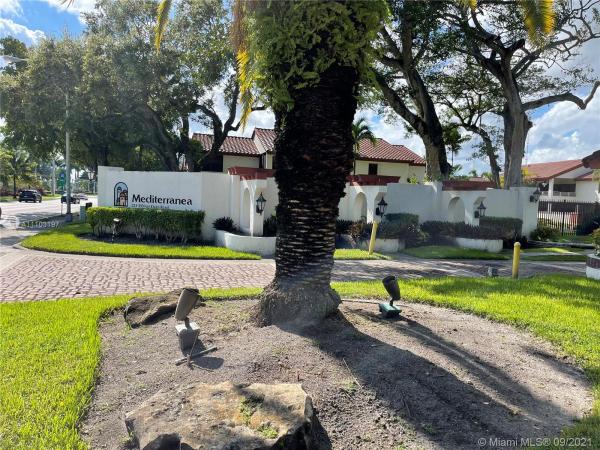 Mediterranea, 331 Ives Dairy Rd #331-08, Ives Estates, Florida 33179, image 1