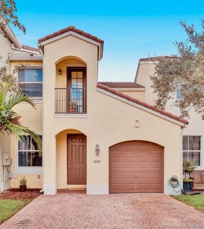 14970 SW 41st Ln #14970, Unincorporated Dade County, Florida 33185, image 2