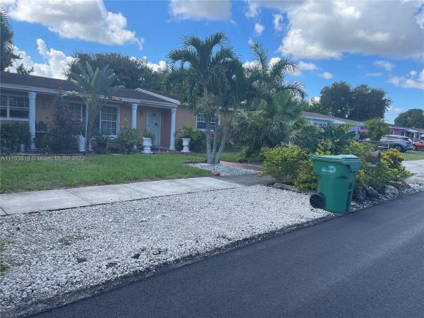 Myrtle Grove, 2770 NW 173rd Ter, Miami Gardens, Florida 33056, image 2