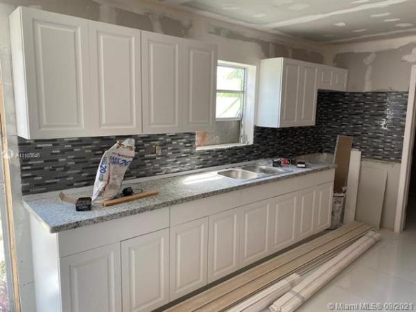 Sierra Mirada, 710 NW 200th Ter, Miami Gardens, Florida 33169, image 1