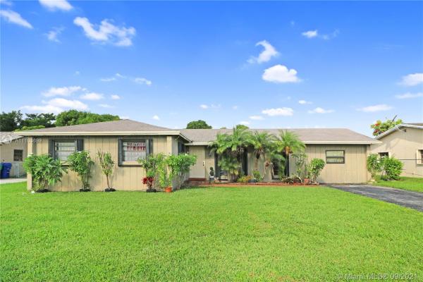 Southland Pines, 16920 SW 107th Ct, West Perrine, Florida 33157, image 2