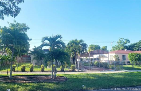 Central Miami, 6376 SW 39th St, Coral Terrace, Florida 33155, image 2