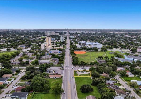 Belvedere, 2075 NW 54th St, Brownsville, Florida 33142, image 2