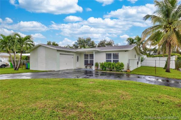 Windward Isle, 11951 NW 33rd St, Sunrise, Florida 33323, image 2